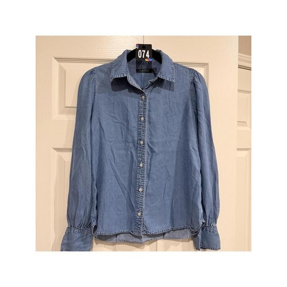Lauren Ralph Lauren Tops - #74 LAUREN RALPH LAUREN Chambray Button up top blouse sz. petite small